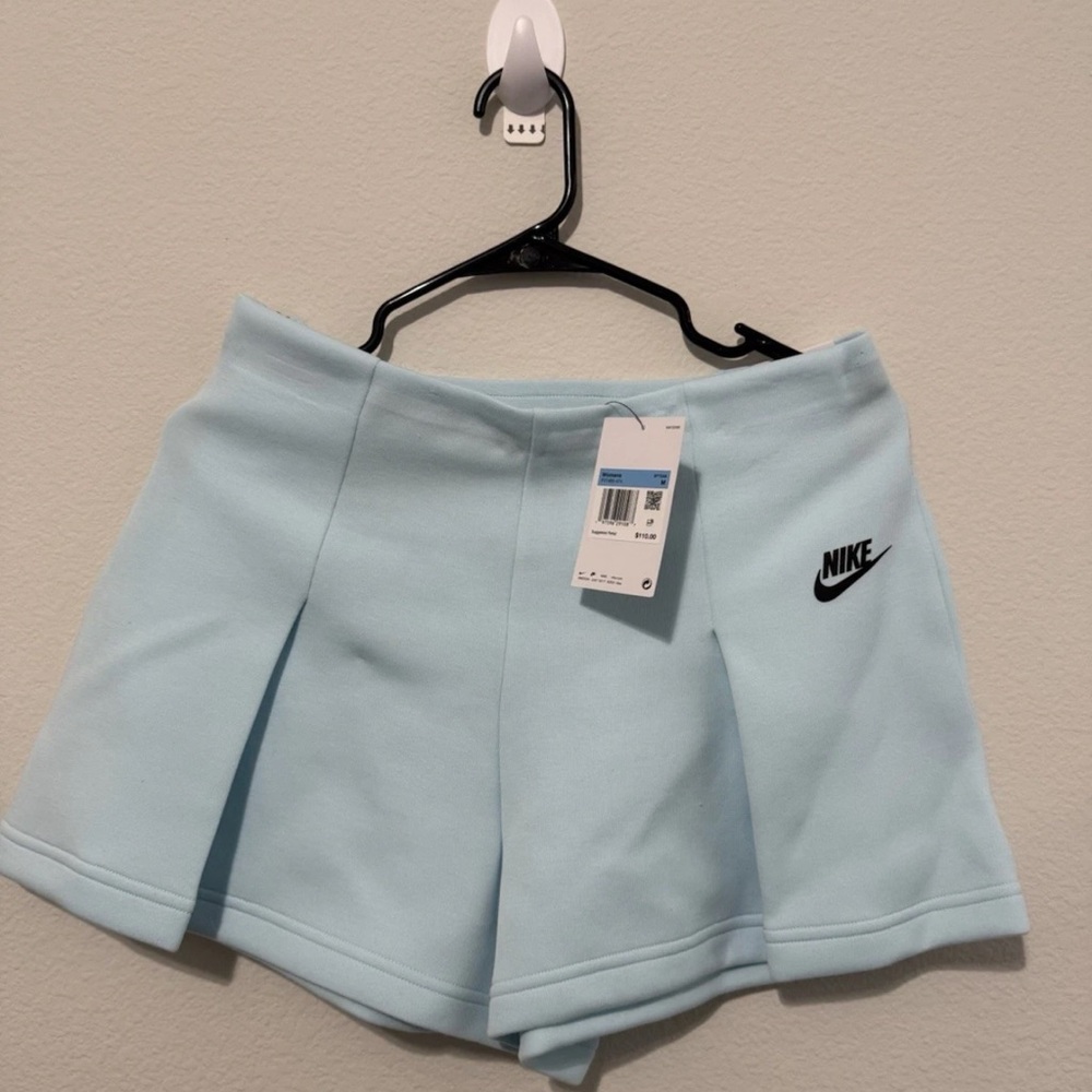Nike Sportswear Tech Fleece High-Waisted 3" Pleated Shorts FV7485-474 Women Med